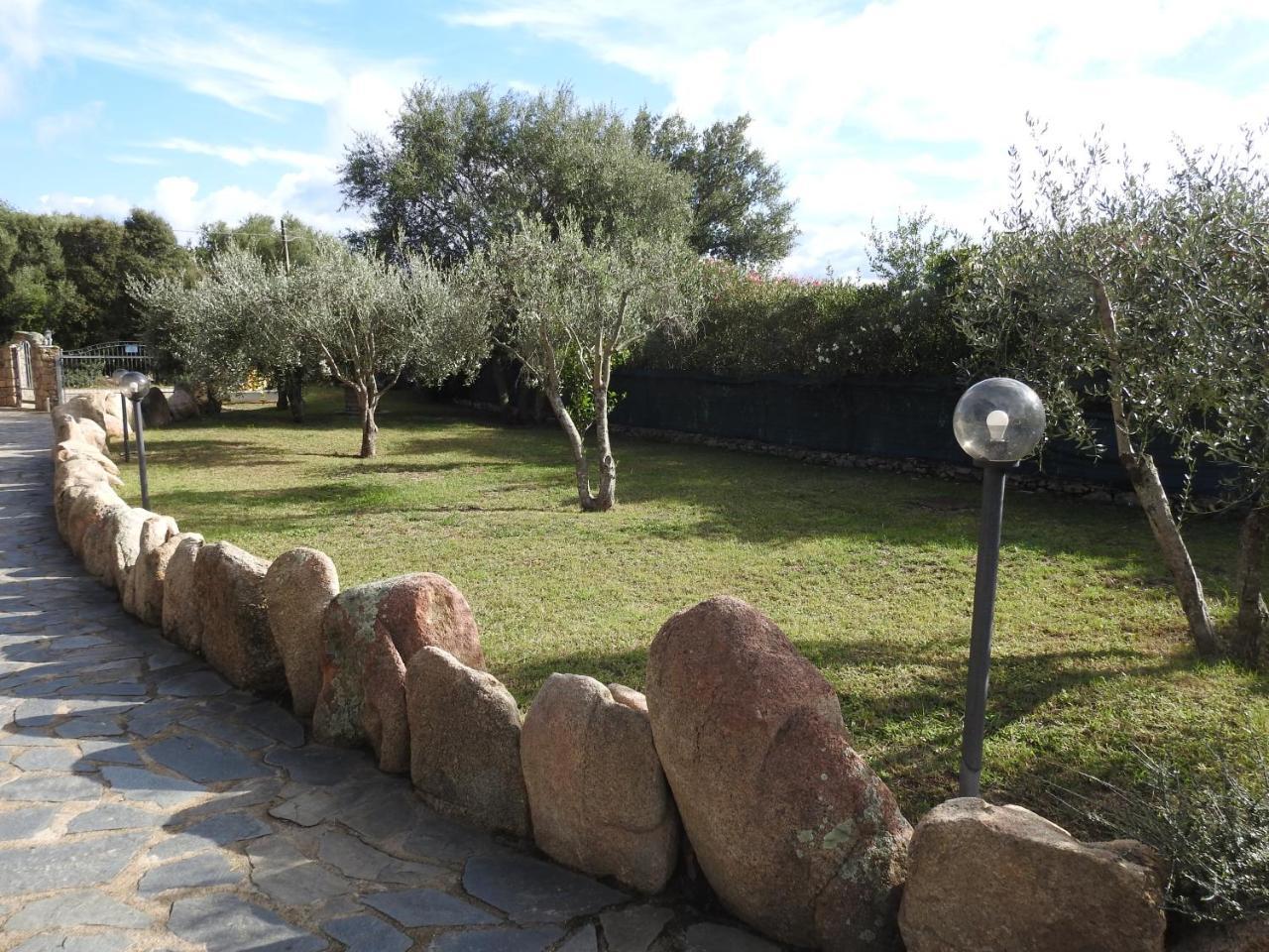 Residence Villa Smeralda Telti Exterior photo